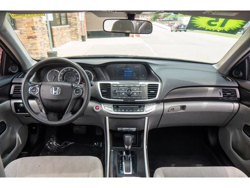 Used 2015 Honda Accord EX image 9