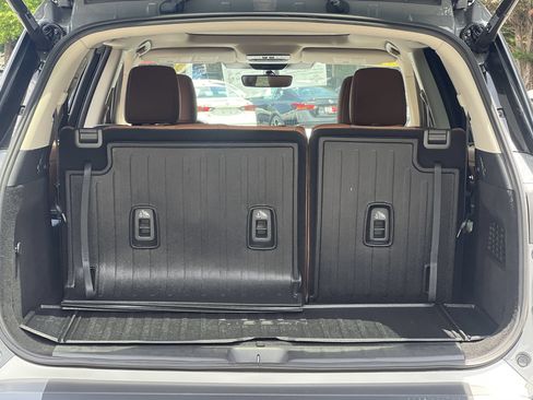 Certified 2024 Nissan Pathfinder Platinum AWD/4WD image 22