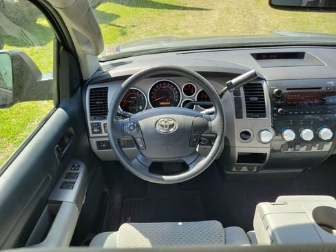 Used 2012 Toyota Tundra 4x4 CrewMax w/ Tow Pkg image 22