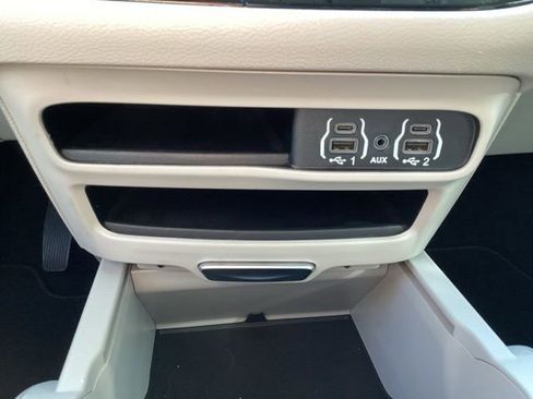 Used 2023 Chrysler Voyager LX FWD image 27
