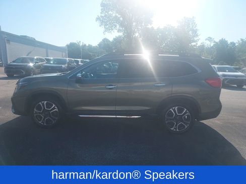 Used 2023 Subaru Ascent Touring AWD/4WD image 4