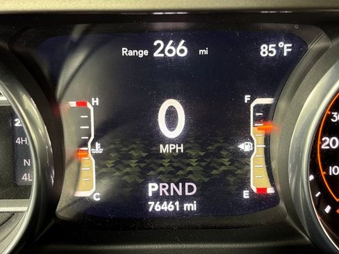 Used 2018 Jeep Wrangler Sport S image 21