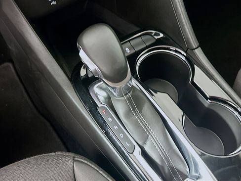 Used 2025 Buick Encore GX Preferred image 24