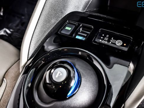 Used 2019 Nissan Leaf SL Plus w/ Protection Package image 31