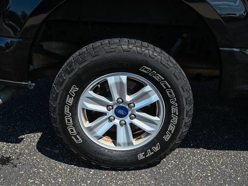 Used 2018 Ford F150 XLT AWD/4WD image 14