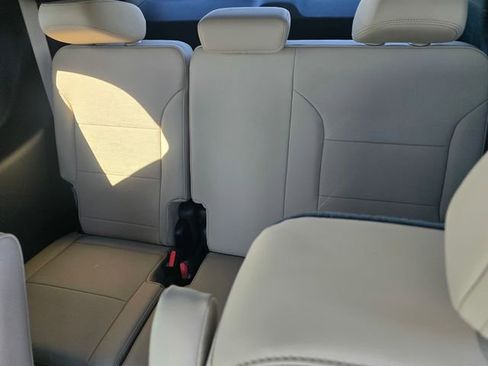 New 2026 Buick Enclave Preferred image 9