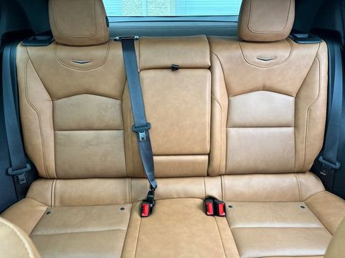 Used 2025 Cadillac XT4 Premium Luxury w/ Technology Package image 39