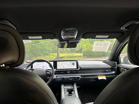 Used 2024 Hyundai Ioniq 6 SEL RWD image 18