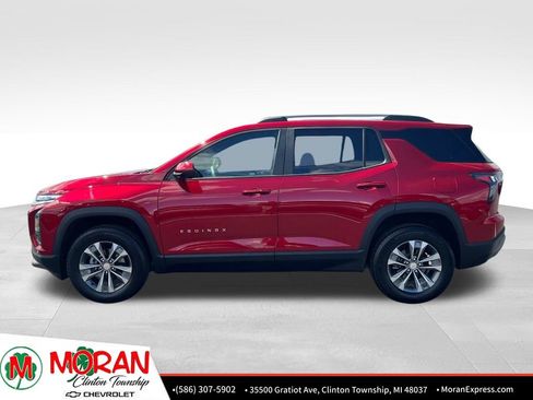 Certified 2025 Chevrolet Equinox LT w/ Convenience Package II AWD/4WD image 3