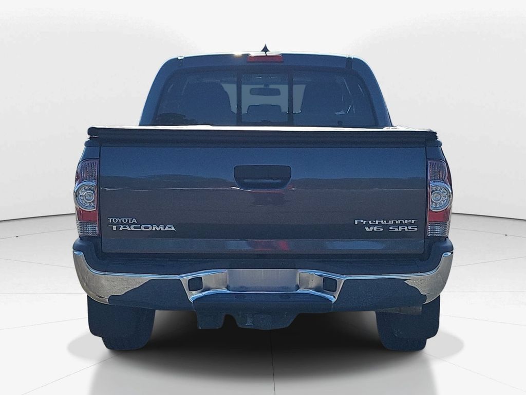 Used 2015 Toyota Tacoma PreRunner w/ SR5 Package RWD image 7