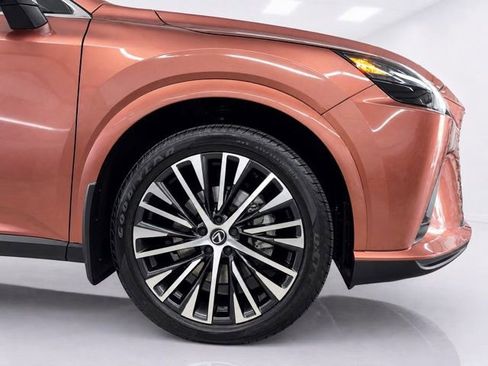Used 2024 Lexus RX 350 Premium w/ Accessory Package (Z1) AWD/4WD image 10