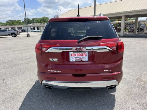 Used 2019 GMC Acadia Denali AWD/4WD image 4