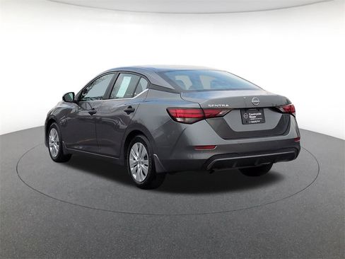 Used 2024 Nissan Sentra S image 7