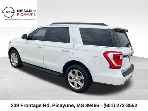 Used 2020 Ford Expedition XLT w/ Equipment Group 201A image 3