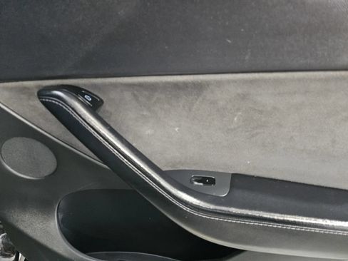 Used 2021 Tesla Model Y Long Range AWD/4WD image 8