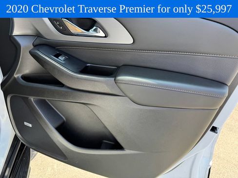 Used 2020 Chevrolet Traverse Premier w/ Redline Edition FWD image 9