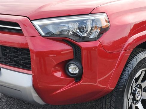 Certified 2024 Toyota 4Runner TRD Off-Road Premium image 6