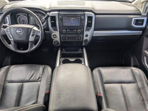 Used 2018 Nissan Titan PRO-4X image 16