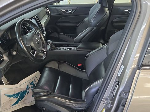 Used 2019 Volvo S60 T6 R-Design AWD/4WD image 6