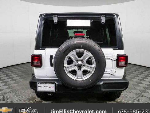 Used 2023 Jeep Wrangler Unlimited Sport AWD/4WD image 27