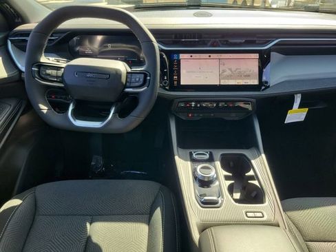 New 2026 Jeep Cherokee Laredo AWD/4WD image 9