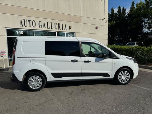 Used 2015 Ford Transit Connect XLT FWD image 3
