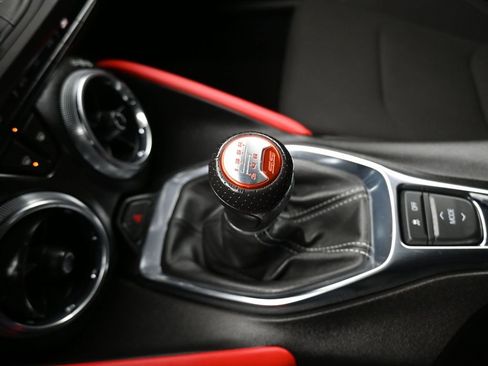 Used 2021 Chevrolet Camaro SS w/ Redline Edition image 20