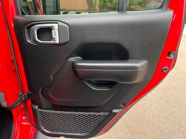 Used 2021 Jeep Wrangler Unlimited Sport AWD/4WD image 12