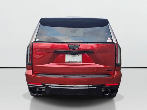 Used 2025 Cadillac Escalade V AWD/4WD image 5