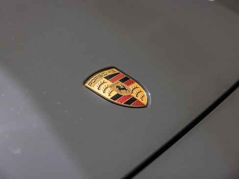 Used 2025 Porsche Panamera image 22