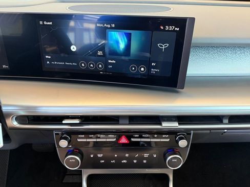 New 2026 Hyundai Ioniq 9 SE AWD/4WD image 8