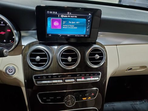 Used 2019 Mercedes-Benz C 300 Sedan image 28