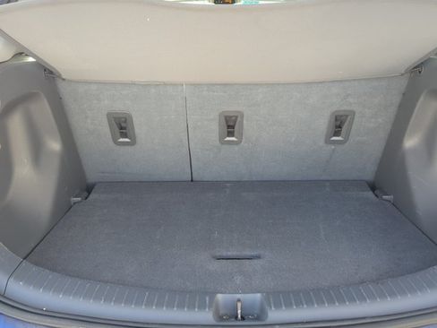 Used 2020 Chevrolet Bolt Premier FWD image 5
