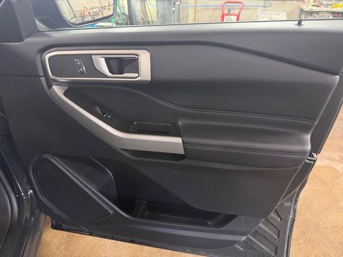 Used 2023 Ford Explorer XLT w/ Equipment Group 202A image 16