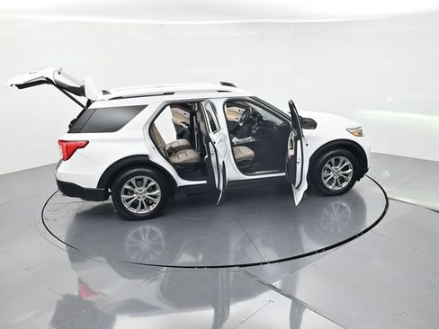 Certified 2022 Ford Explorer Limited w/ Equipment Group 301A RWD image 50