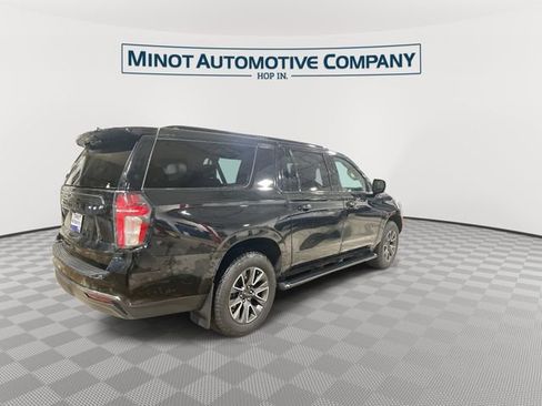 Used 2021 Chevrolet Suburban Z71 w/ Rear Media and Nav Package AWD/4WD image 8