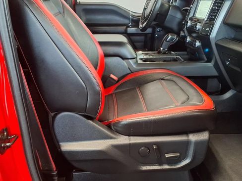 Used 2019 Ford F150 Lariat w/ Equipment Group 502A Luxury AWD/4WD image 11