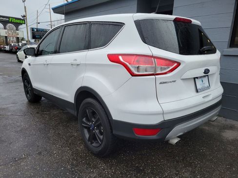 Used 2014 Ford Escape SE image 6