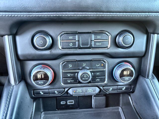 Used 2024 Chevrolet Suburban Z71 AWD/4WD image 18
