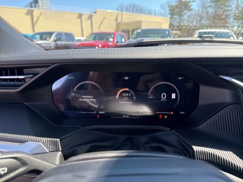 New 2026 Jeep Cherokee Overland image 11