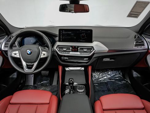 Used 2025 BMW X4 xDrive30i image 19