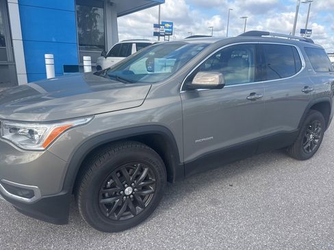 Used 2019 GMC Acadia SLT w/ LPO, Floor Liner Package image 6