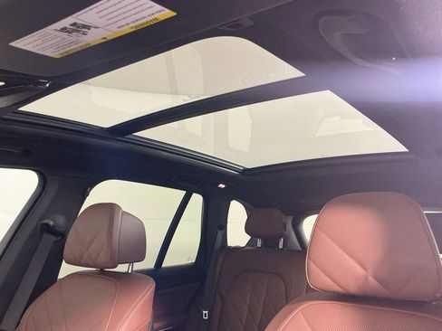 Certified 2025 BMW X5 sDrive40i w/ M Sport Package image 23