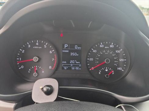 Used 2021 Kia Rio S image 17