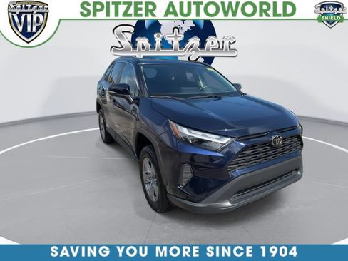 Used 2024 Toyota RAV4 XLE AWD/4WD image 2