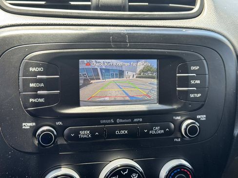 Used 2016 Kia Soul + w/ Designer's Package FWD image 27