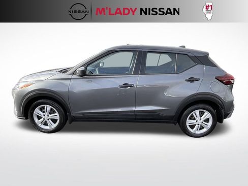 Certified 2025 Nissan Kicks Play S image 5