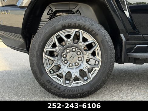 Used 2025 GMC Hummer EV 3X AWD/4WD image 49