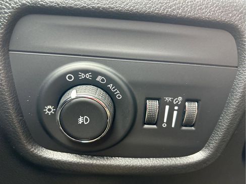 New 2026 Jeep Grand Cherokee Limited image 13