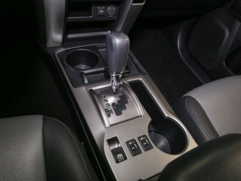 Used 2022 Toyota 4Runner SR5 Premium image 33